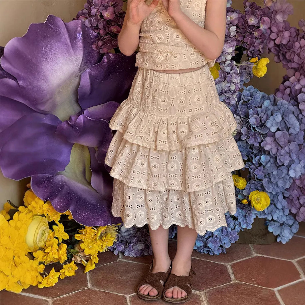 Girls' milky white cotton summer dress set with floral embroidery and oblique shoulder strap, sleeveless cake dress