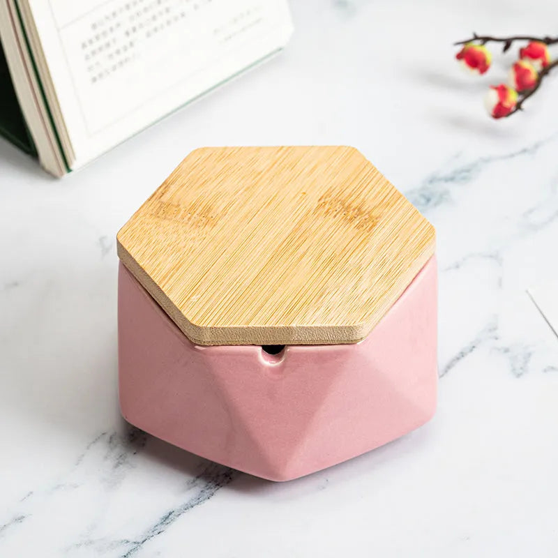 Ceramic ashtray with lid, Nordic style, available in colour A1, for desktop use