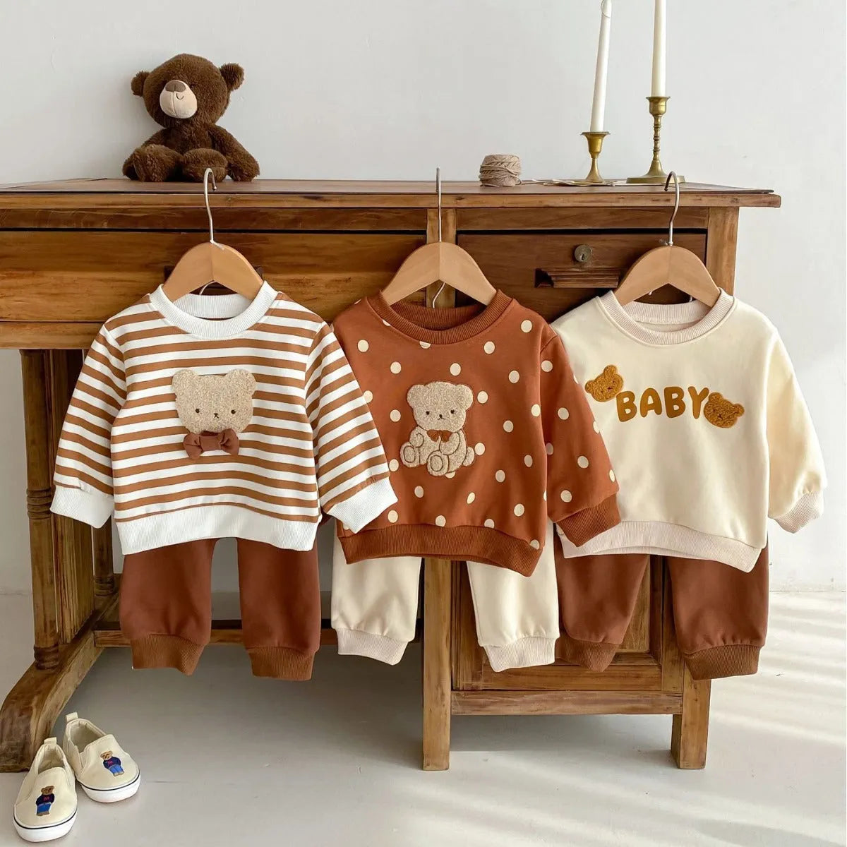 Cotton baby bear suit two-piece set in light beige with animal pattern, available in sizes 73-110cm