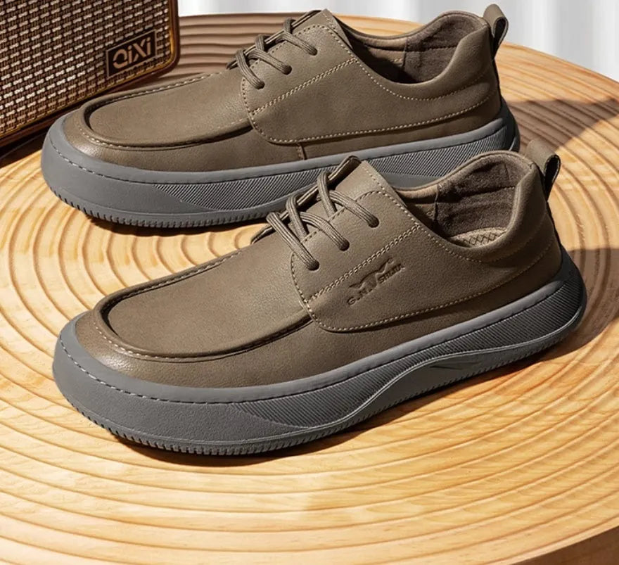 British retro brown big toe casual leather shoes in khaki colour with visible stitching and rubber sole