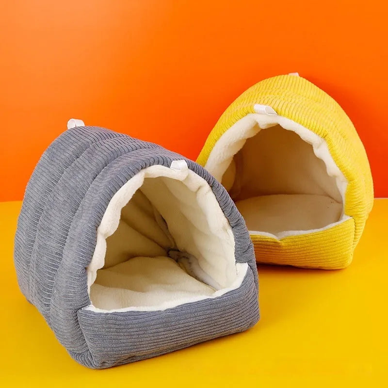 Winter cotton bird nest for parrots, thickened design, available in S and M sizes and multiple colours