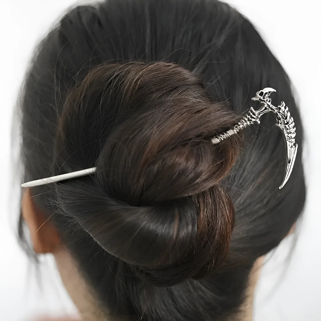 Nordic retro skull sickle hairpin in ancient silver, electroplated finish, geometric shape