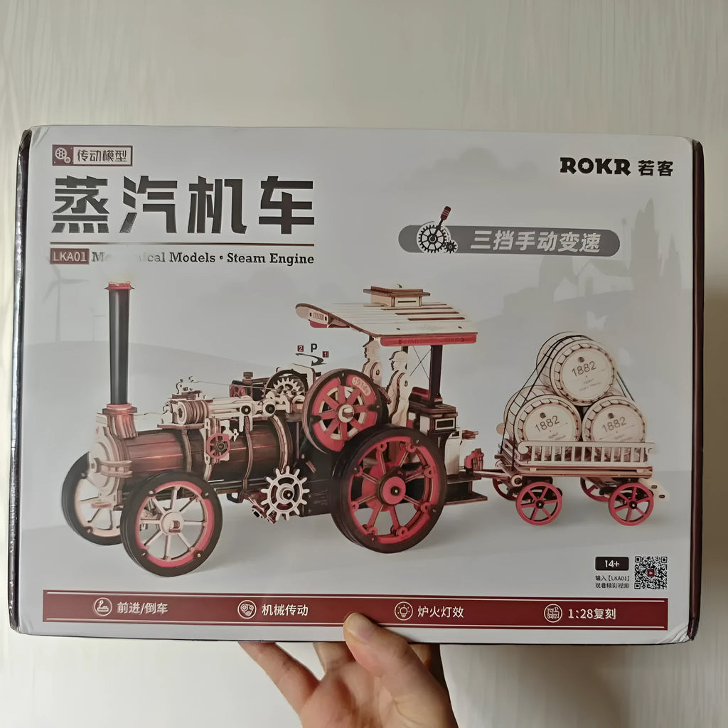 Wooden 3D puzzle kit for revolver, shotgun or steam locomotive model, ages 15 to 35, LKA01 colour option