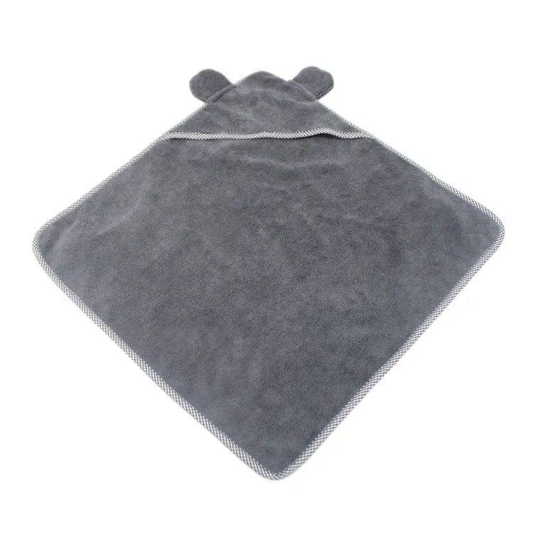 Ultra fine fibre pet towel for dogs and cats in grey and green, shown in small, medium, and large sizes.