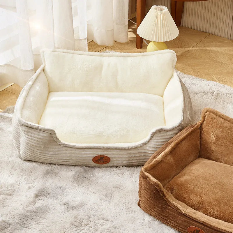 Coffee and white removable washable pet bed for dogs and cats in five sizes from XS to XL.
