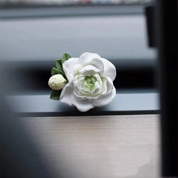 Gypsum car air freshener vent clip with jasmine fragrance in off-white or green