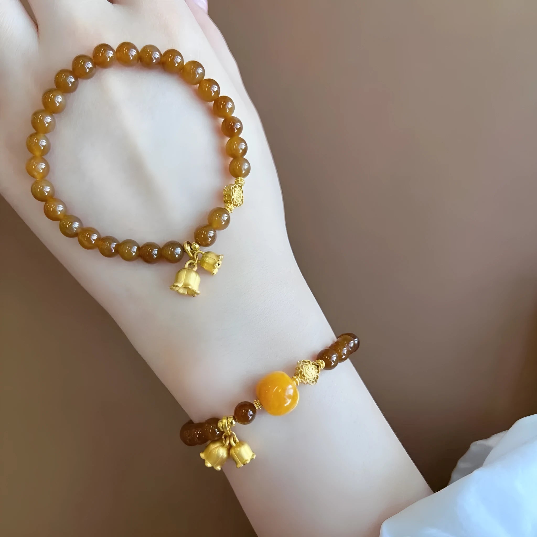 Women's New Chinese style bracelet with Lily floral design and electroplated finish
