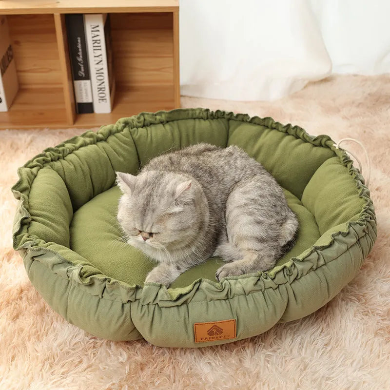 Reversible donut pet bed in grey and green colours for indoor cats and small dogs