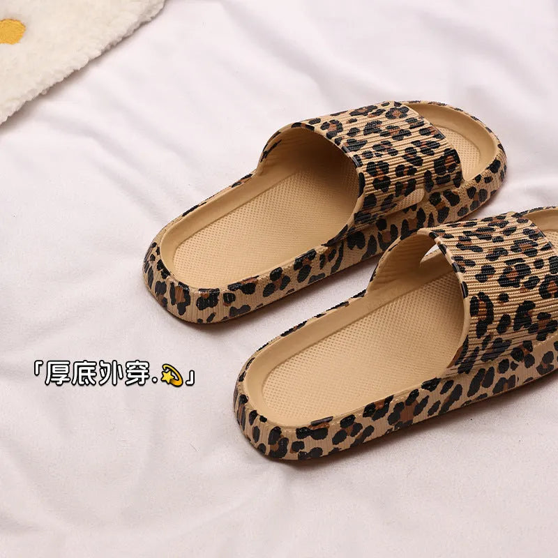 Women's leopard print slippers with thick EVA sole in Korean style fashion sandal design