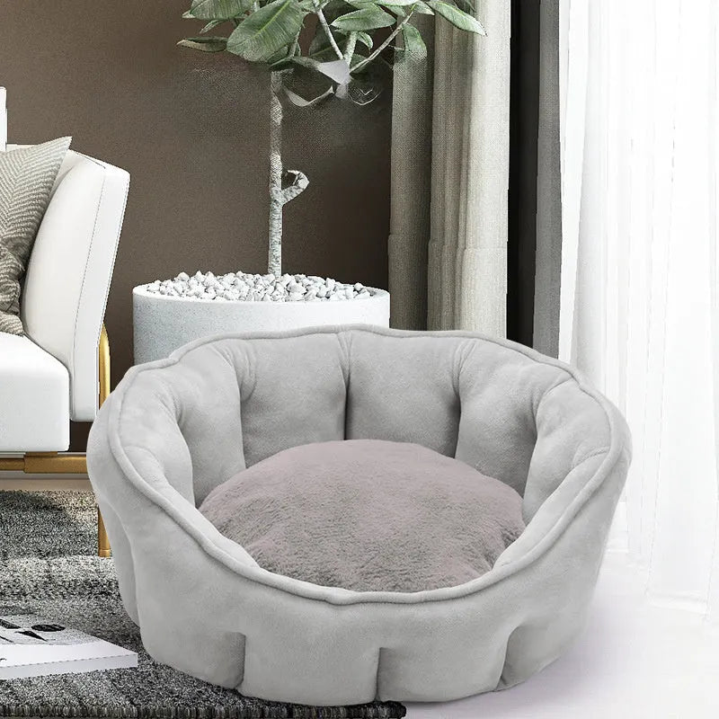 Grey plush cat kennel mat house with thickened sides, measuring 46cm square