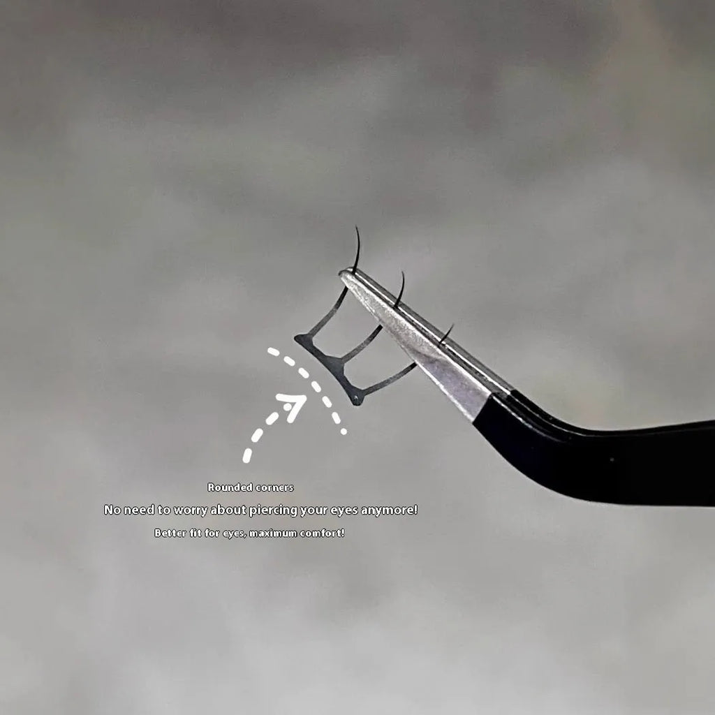 Reusable false eyelash clusters in artificial fibre with glue and application tweezers