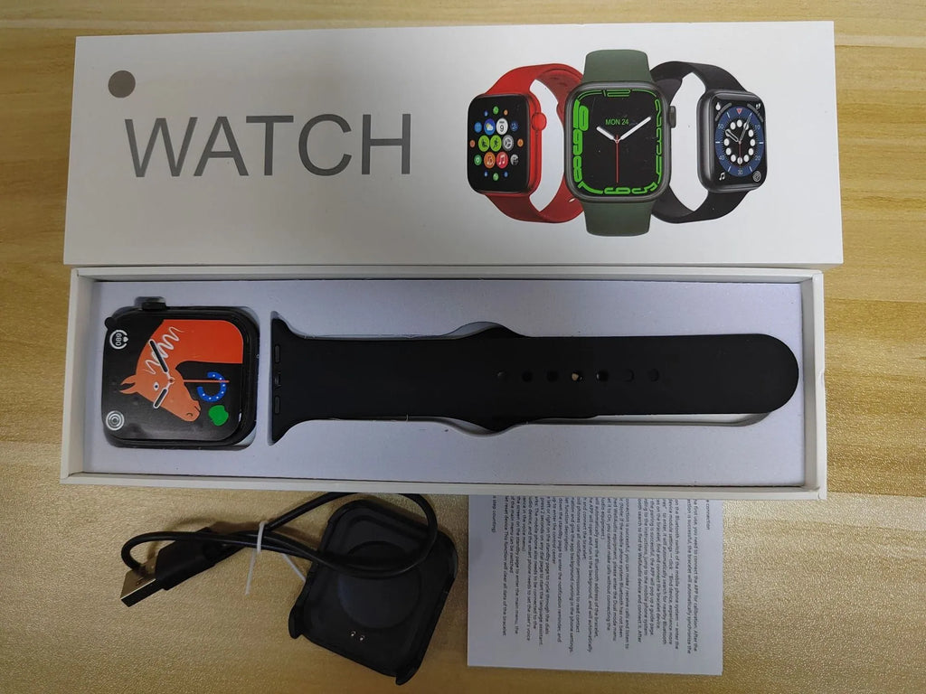 GT20 black smartwatch with alloy case and silicone strap showing heart rate display on screen.