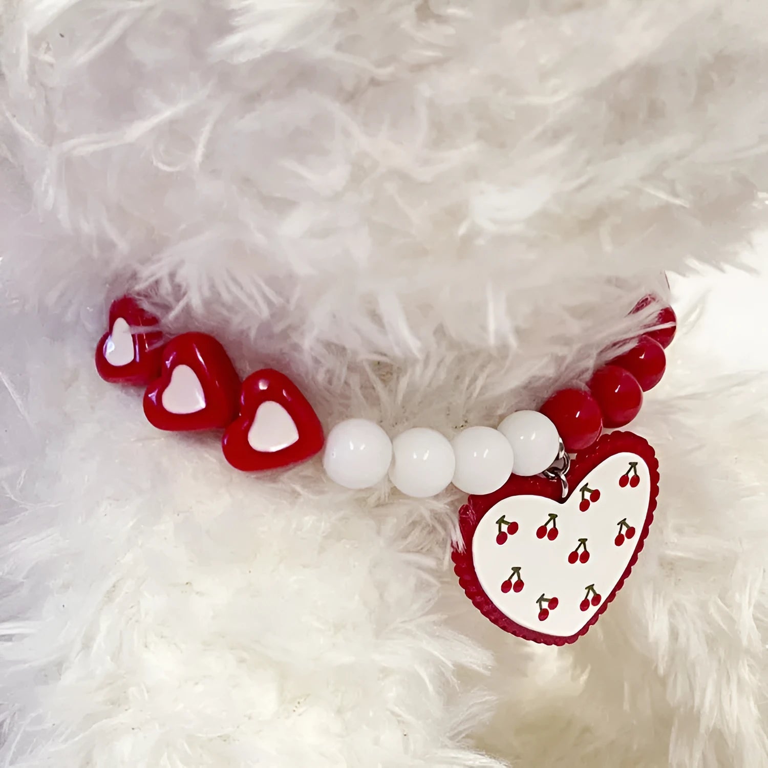 Red heart bead dog collar with flower pattern, princess style, available in sizes S M L
