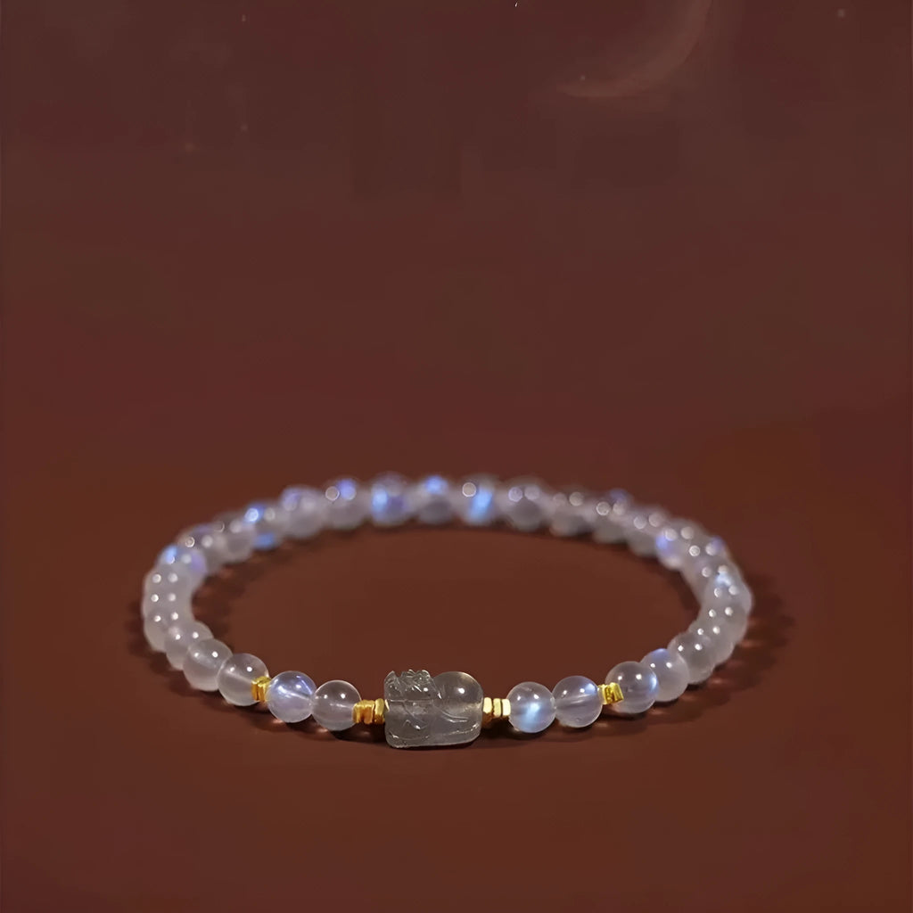 Moonstone women's bracelet with zodiac modelling in fashion blue light colour and national style design