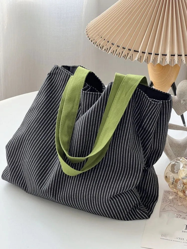 Plaid canvas multi-layer shoulder bag with cotton-thickened material and lined interior