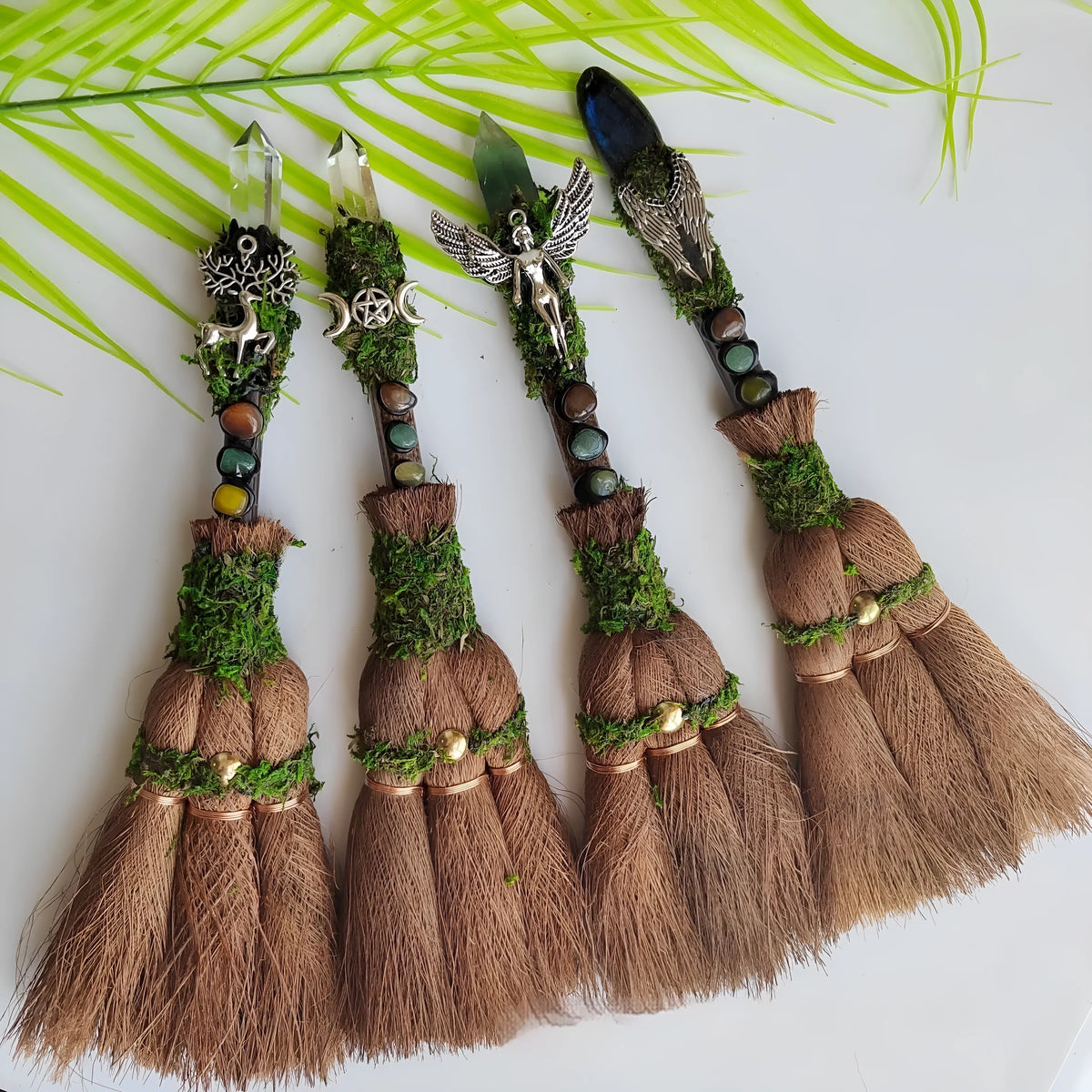 Natural chalcedony crystal single pointed column broom magic prop in oval shape, American style