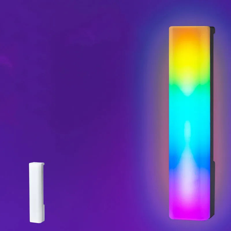 3D RGB voice-activated rhythm ambiance lamp in black or white shell with USB cable