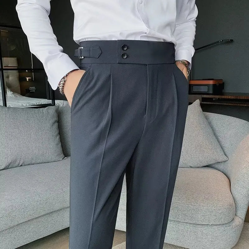 Autumn retro high waist straight leg trousers in black, shown on a model.