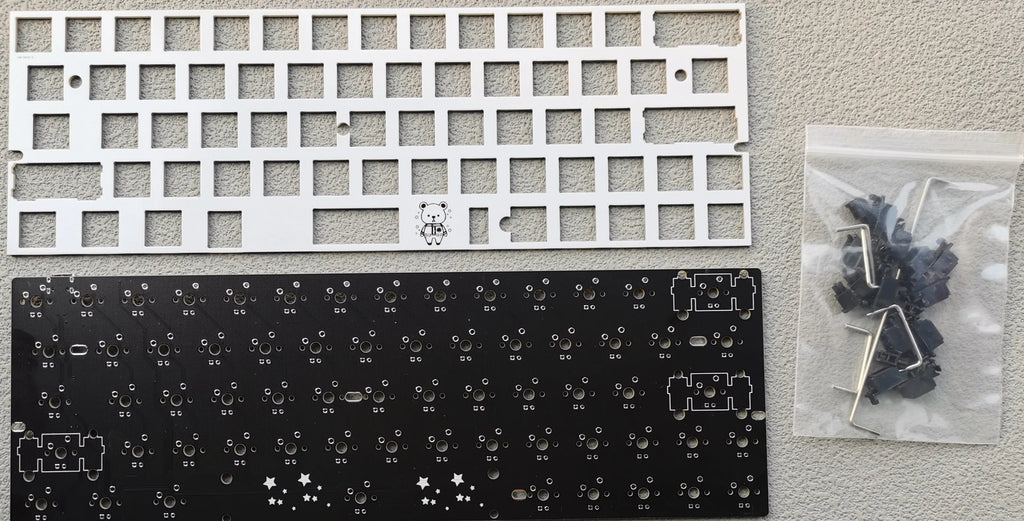 Customised mechanical keyboard kit left 64 glass fibre positioning plate RGB bottom light plastic build