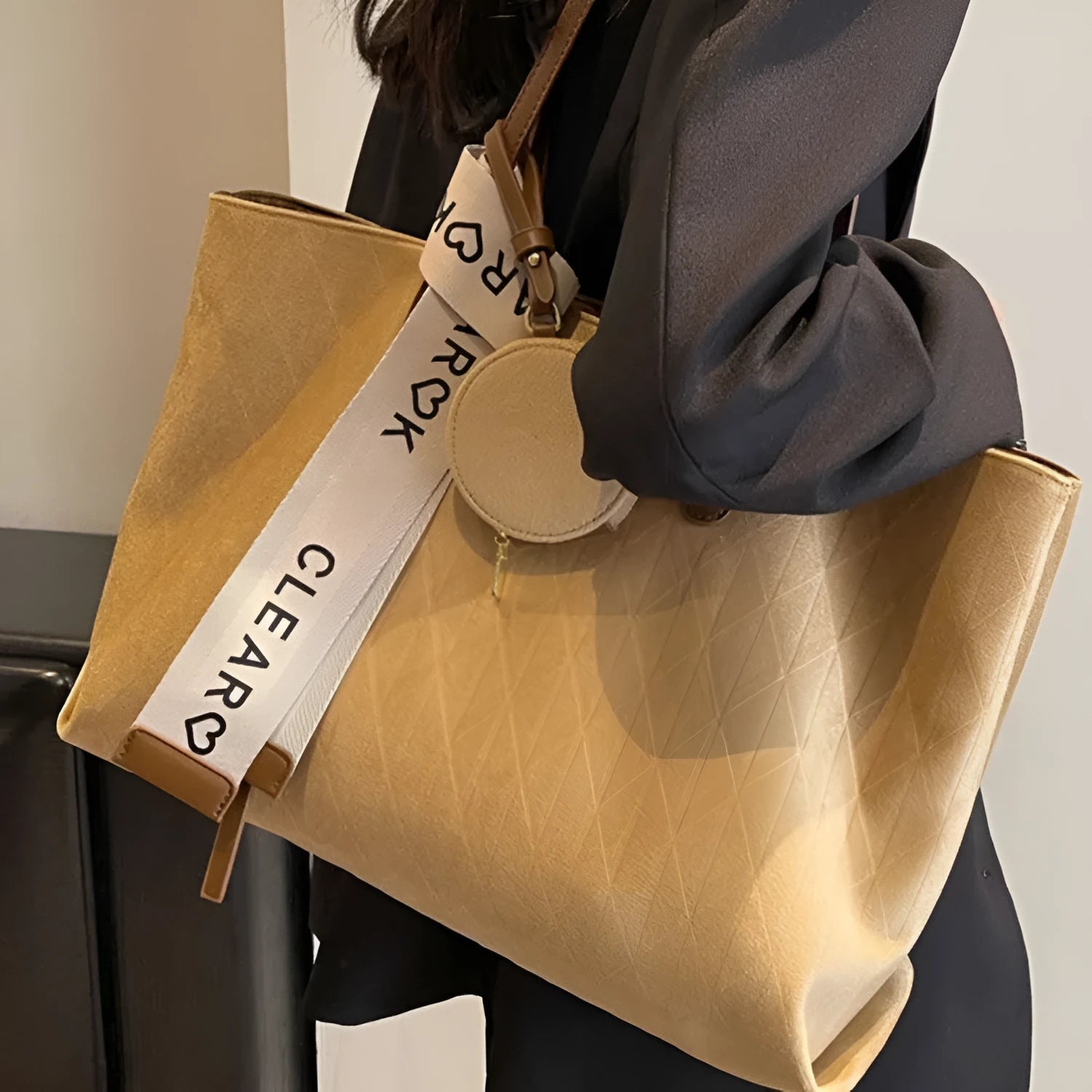 Soft polyester large capacity casual tote shoulder bag in a horizontal square shape with a zip pocket, shown in one of four colours.