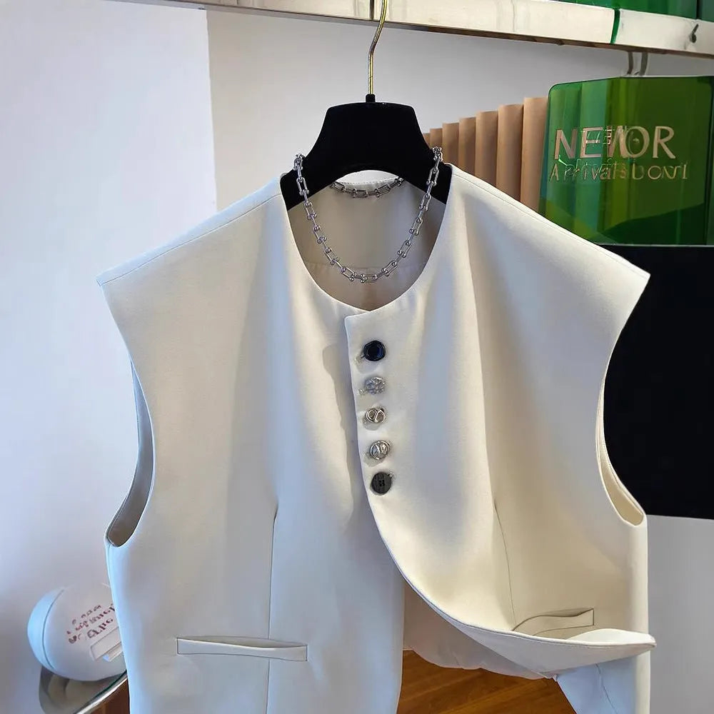 Women's loose-fitting waistcoat dress in polyester with pockets, shown in beige and black colour options