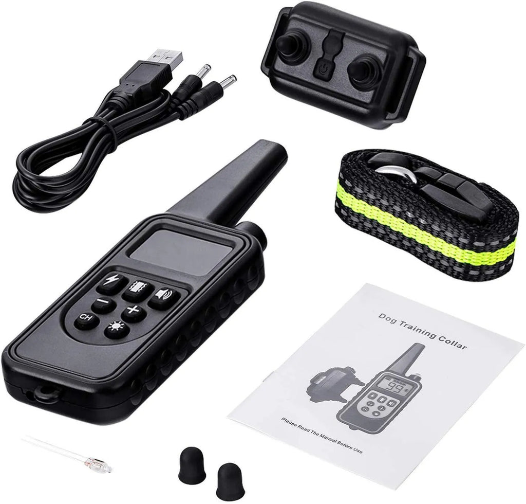 800m remote dog training collar with IP67 waterproof receiver, blue backlight screen, and adjustable 67cm collar