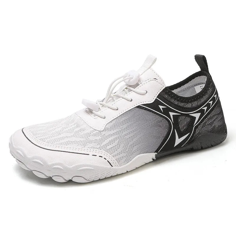 Five finger non-slip upstream shoes in army green with natural rubber soles for hiking and wading