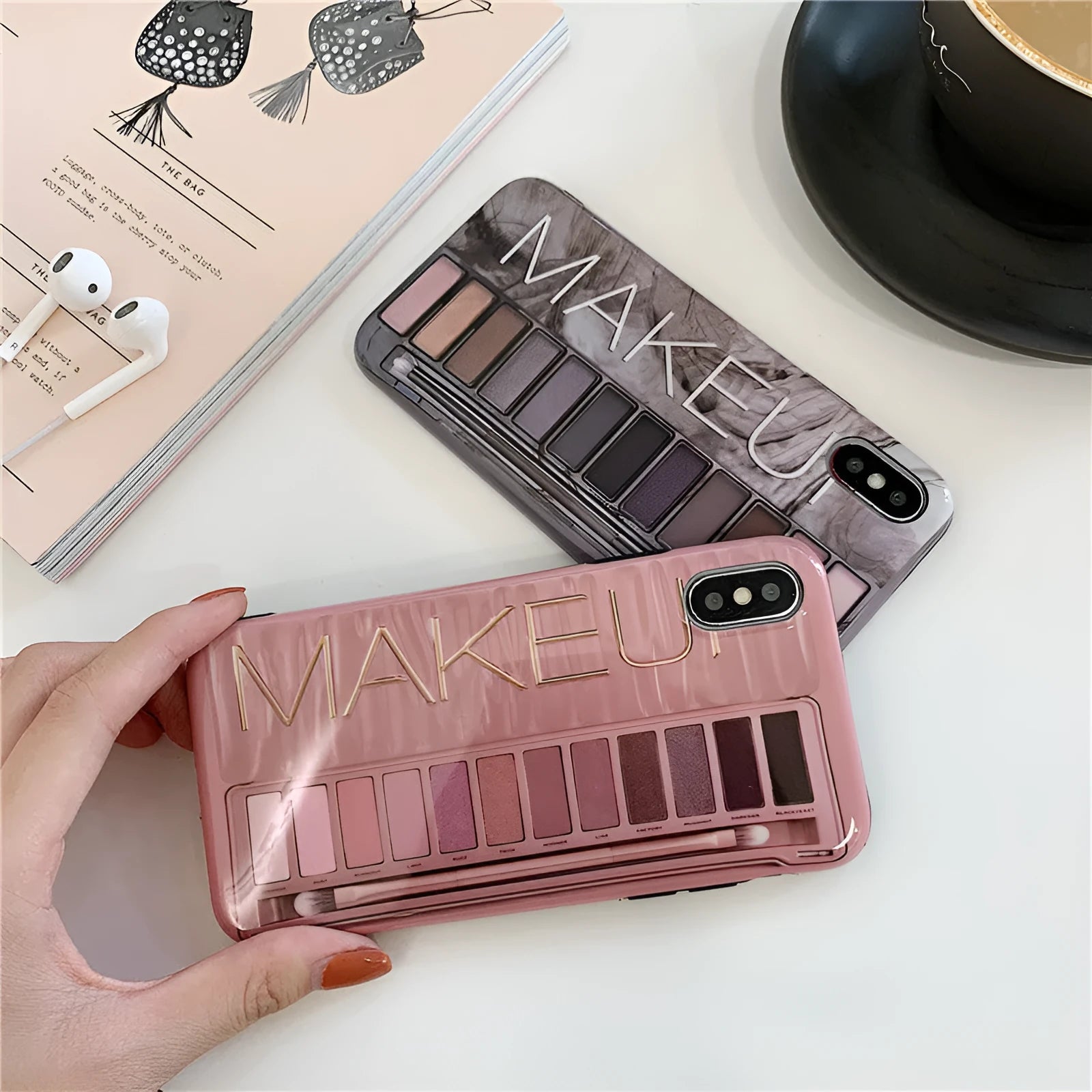 Silicone iPhone case with marble pattern in flesh or grey colour.