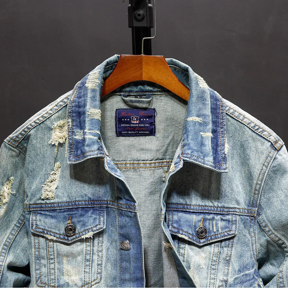 Slim fit blue cotton washed denim jacket for men with long sleeves and regular sleeve type