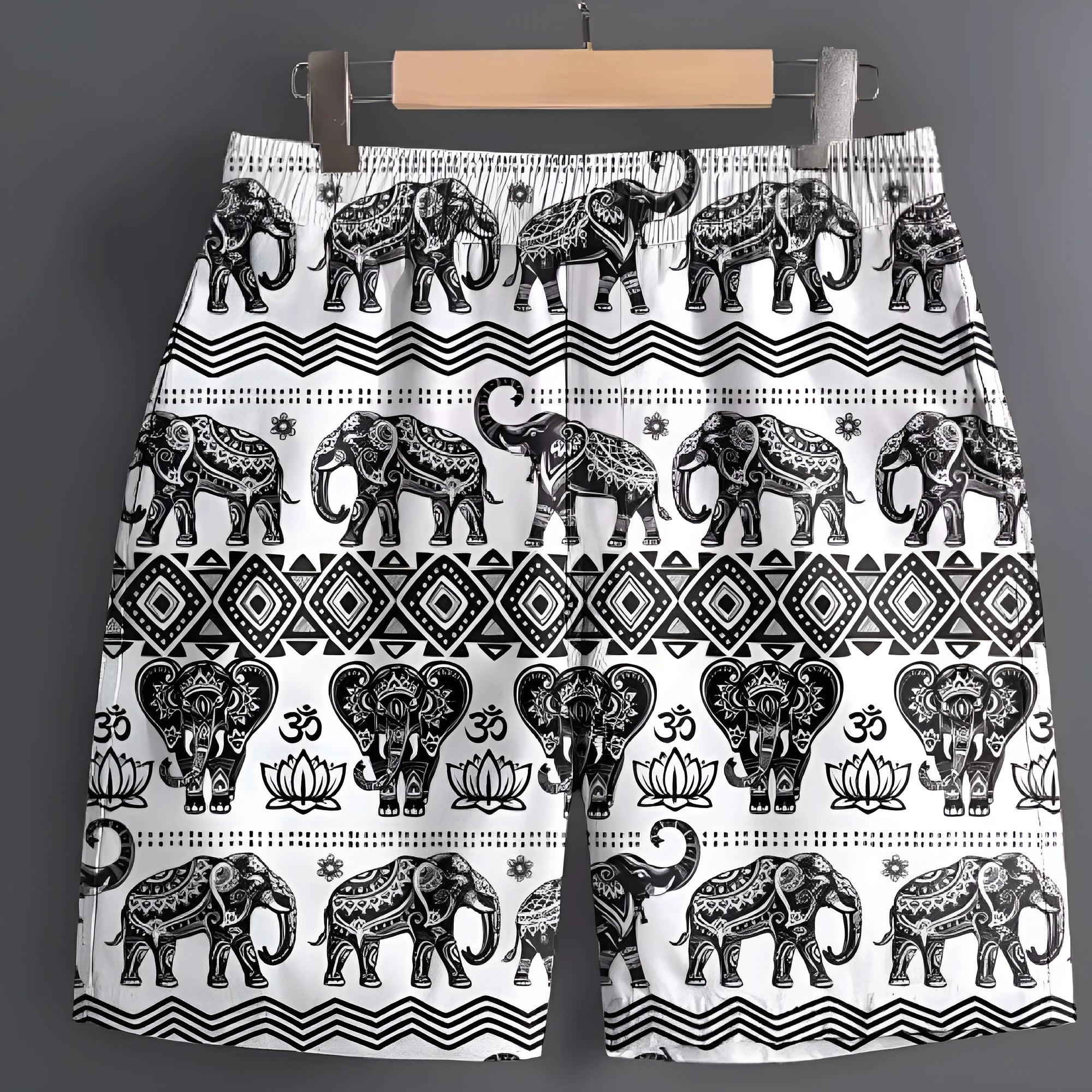 Men's casual polyester shorts in multiple patterns and sizes for outdoor leisure wear