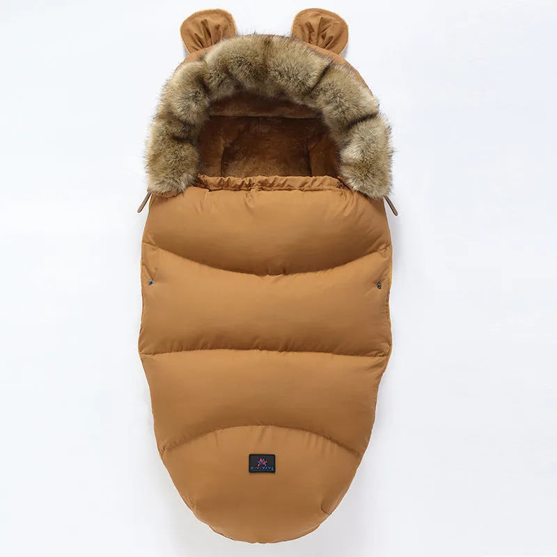 Dismountable baby stroller sleeping bag in a silkworm cocoon style for ages 1-3.