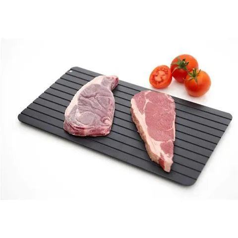 Black aluminium quick defrosting tray for thawing frozen meat without electricity