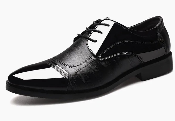 Men's black pointed toe low top business dress shoes with artificial PU upper and rubber sole