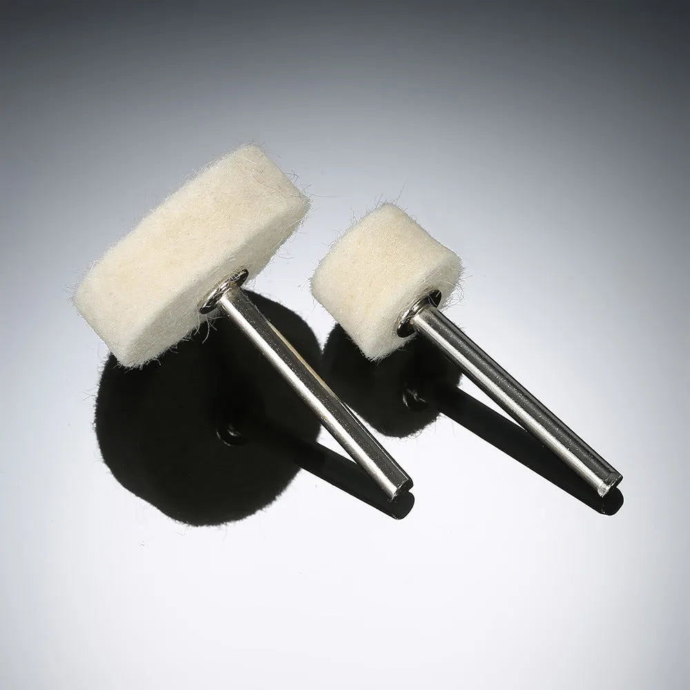 White wool and felt polishing wheel kit with 129 pieces including handles and abrasive wheels for rotary tools
