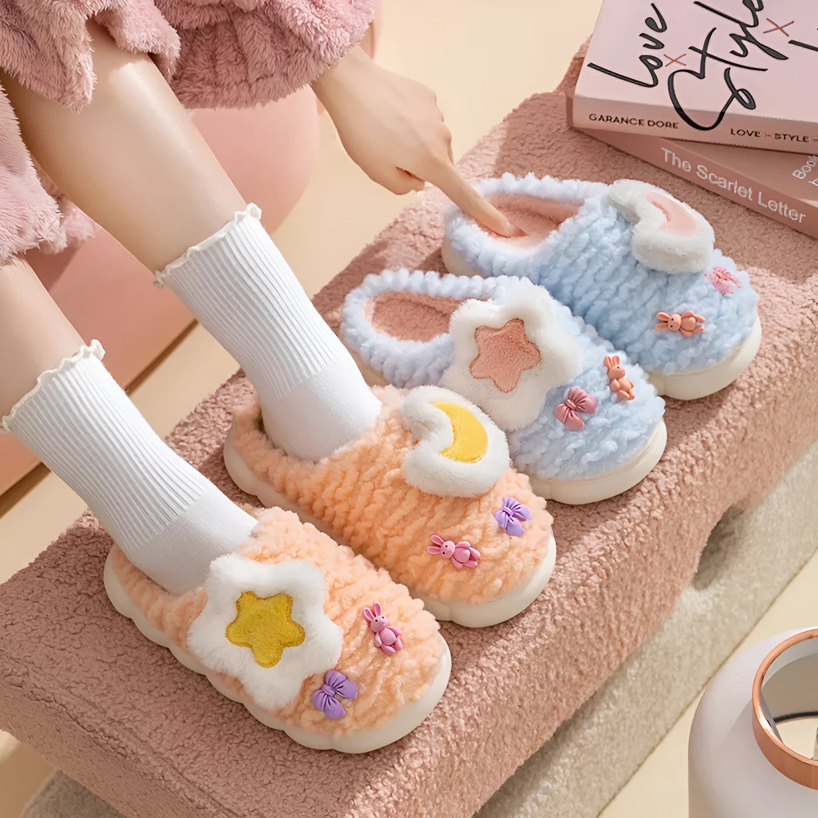 Women's light blue fleece-lined cotton slippers with cartoon animal pattern and plush upper