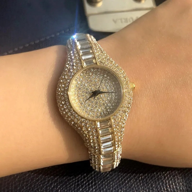 Gold ladies' quartz watch with diamond and colourful stone decoration, round alloy case, alloy strap, and mineral strengthened glass mirror