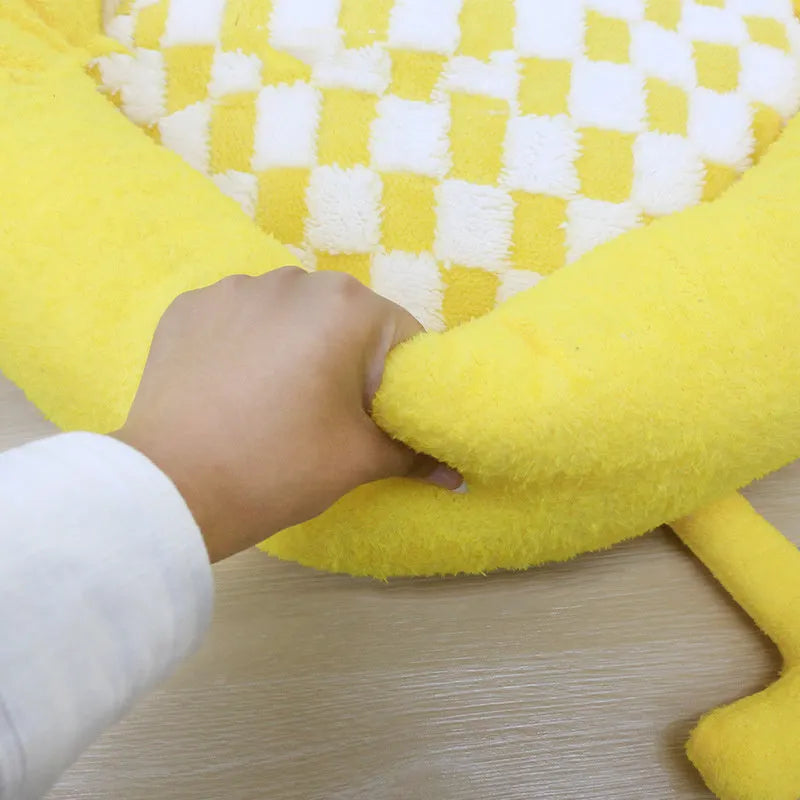 Plush pet nest for Shiba Inu puppies in black, pink, or yellow colours with thick warm material.