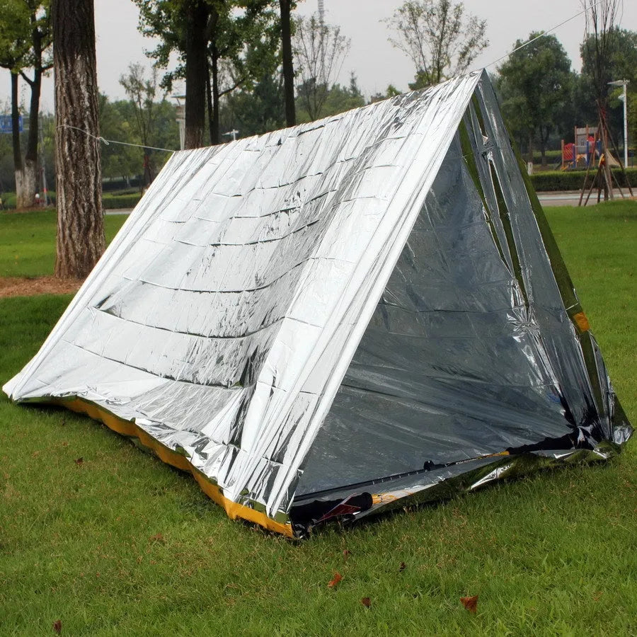 Outdoor first aid tent PET aluminum film survival shelter with rope 2.4x1.5x0.9 metres
