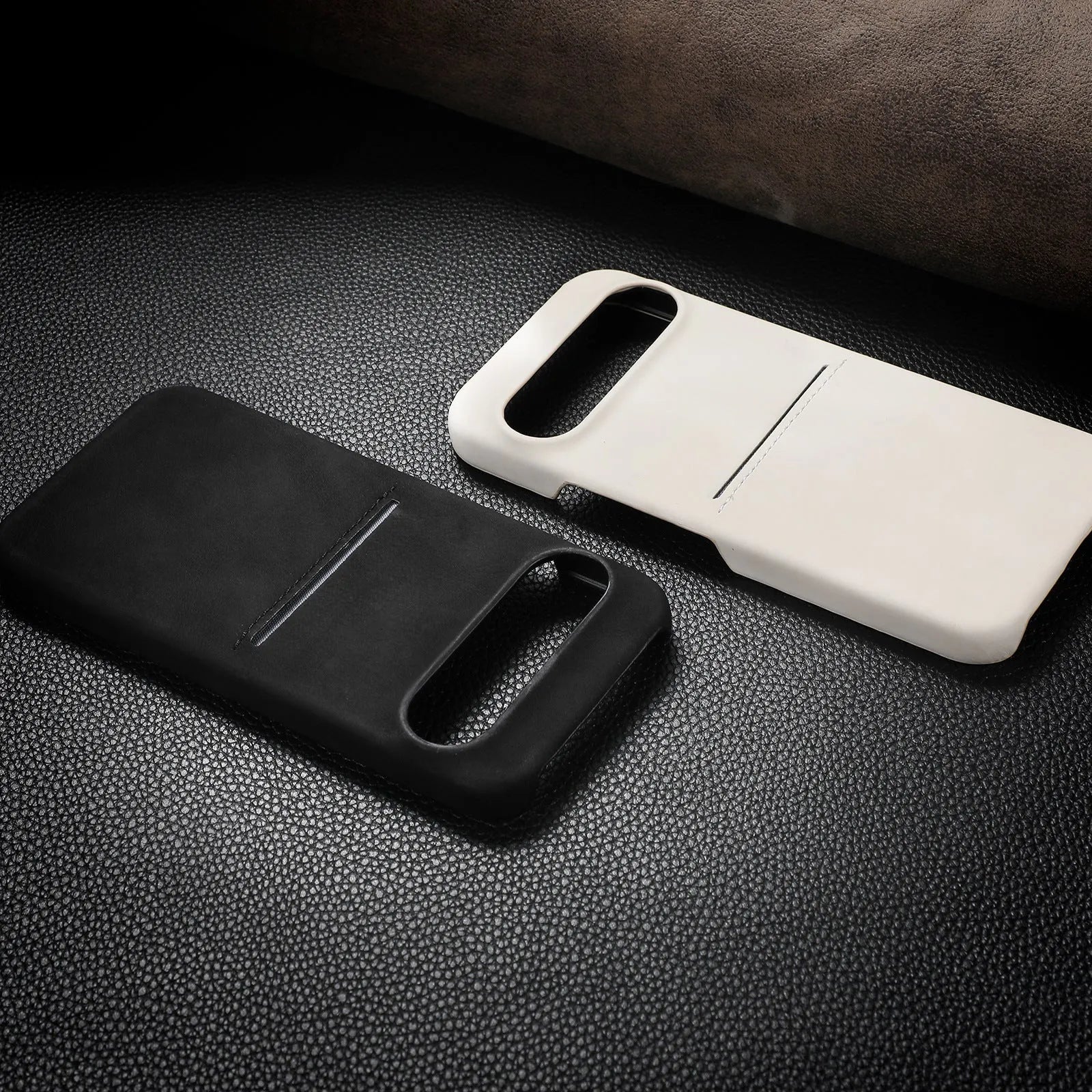 Business Skin vintage sheepskin card hard case for Google Pixel 8 Pro, black, frosted finish with card slot