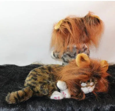 Lion mane pet hat for small dogs and cats, Size M neck 26-30cm, funny Halloween costume wig