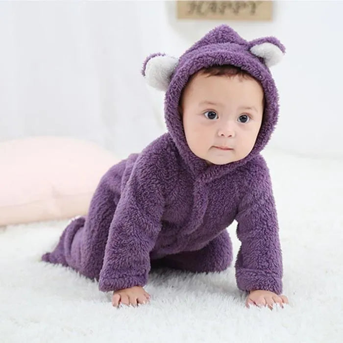 Unisex baby winter romper in cotton blend, O-neck pullover, available in eight colours and sizes 0 3M to 9 12M.