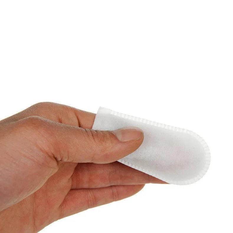 Finger sleeve pet wipes box for cleaning teeth, eyes and ears, 50 or 100 pieces, 8.2cm x 5.8cm x 8.5cm