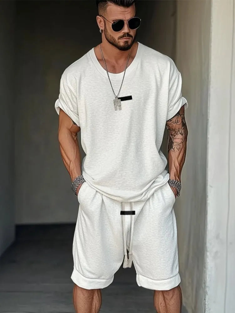 Men's short sleeve T-shirt and matching shorts set in mesh polyester with letter printing