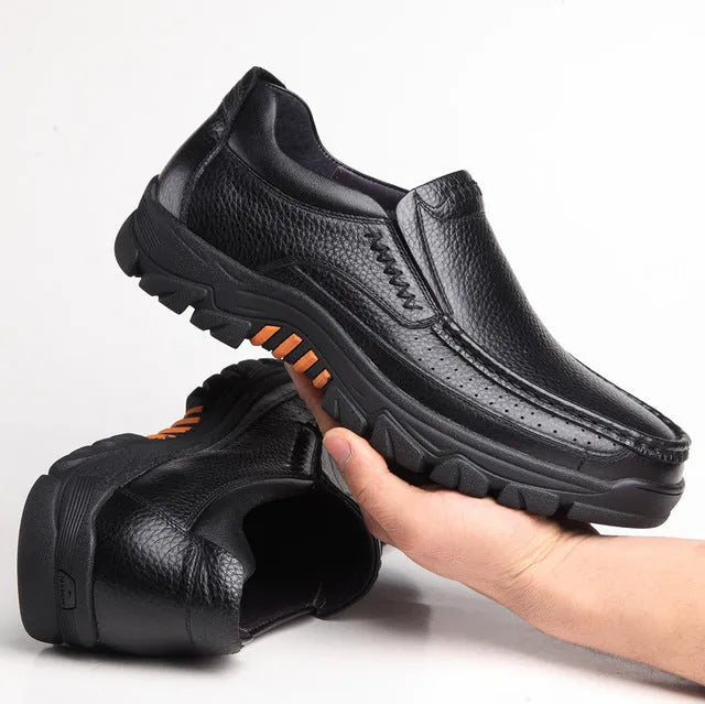 Men's black and brown business casual slip-on shoes with cowhide leather uppers and rubber soles