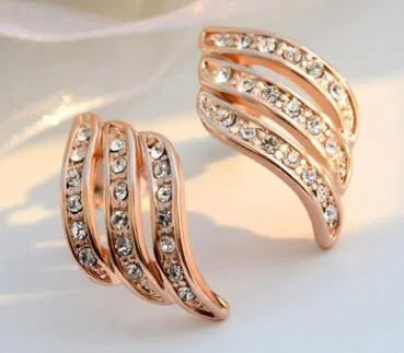 Simple plated wild earrings for women, lightweight 9g, gold tone finish, pierced earrings