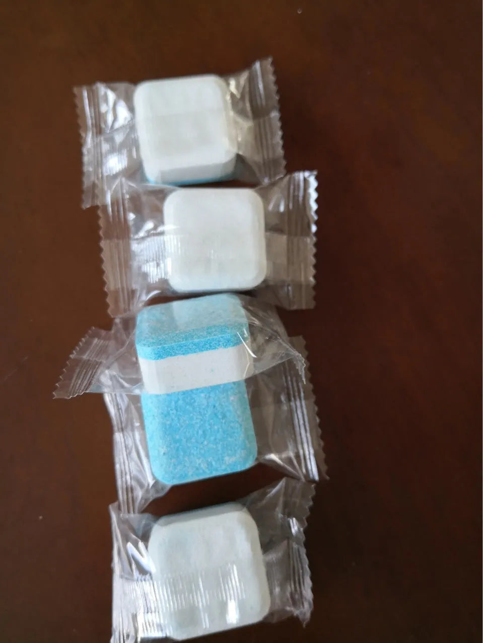 Washing machine tub bomb cleaner tablet 15g blue and white with active oxygen decontamination