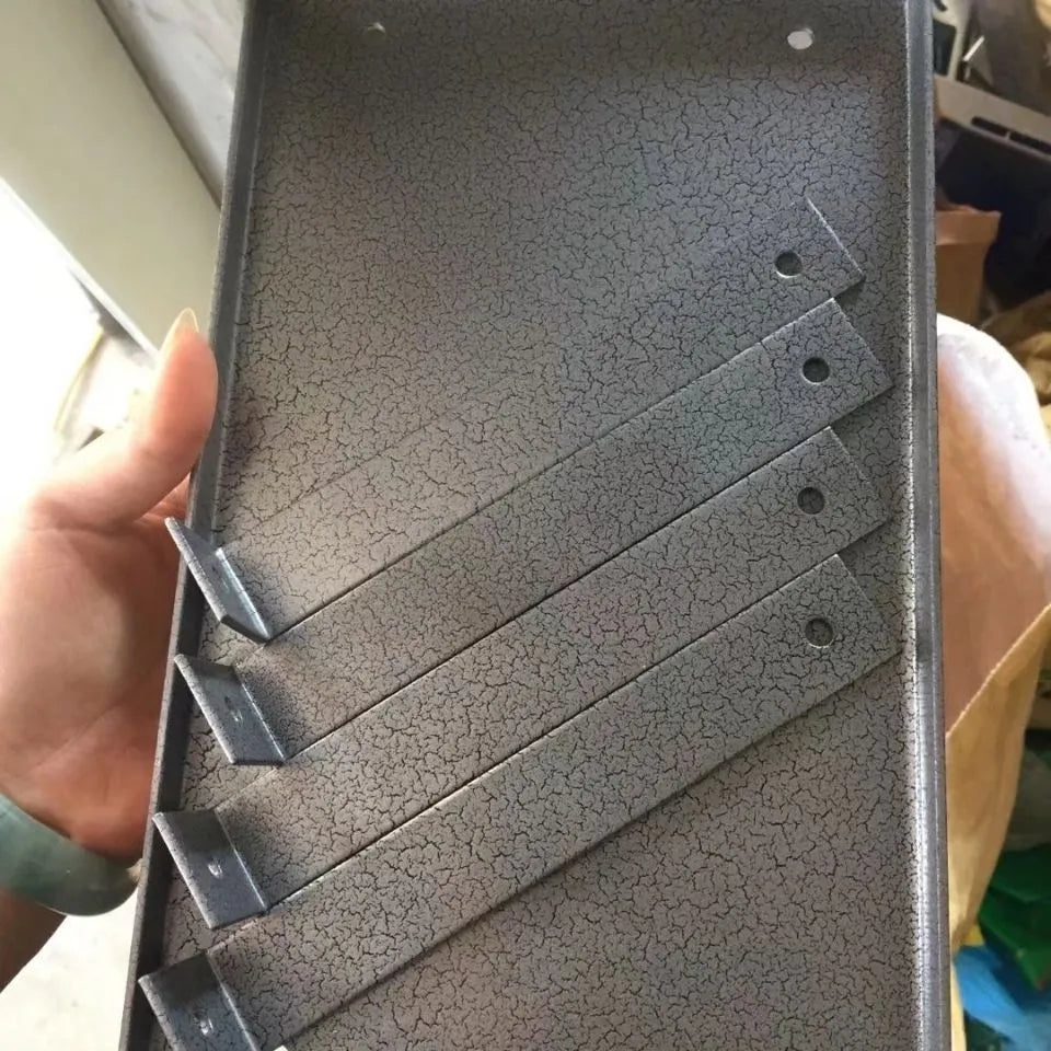 Black iron flip chip bracket accessory for an electric planer, showing its inverted design and 285mm length.