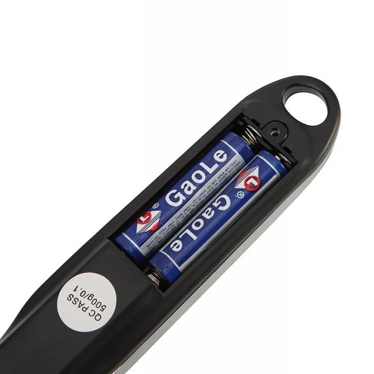 Smart digital measuring spoon with 30ml capacity bowl and LCD display screen