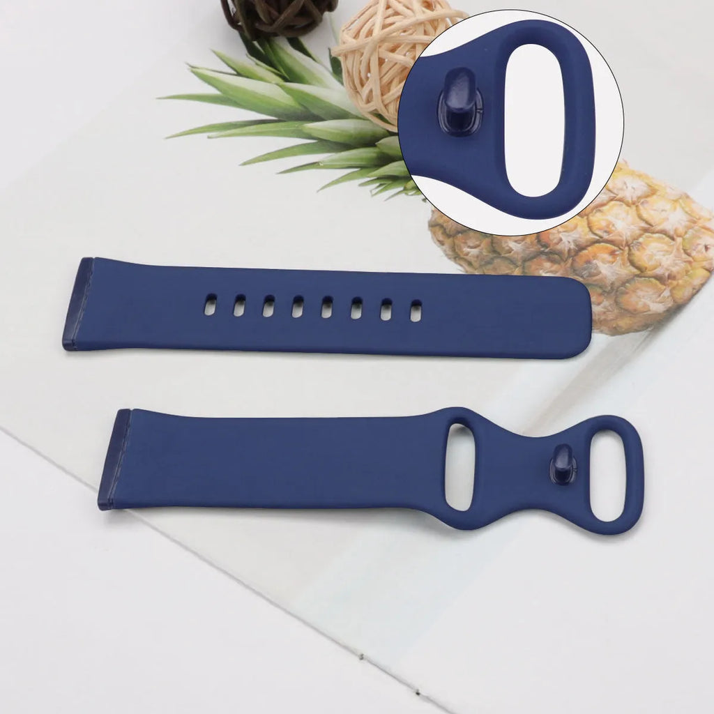 Fitbit Versa 3 smart watch replacement strap in TPU silicone available in six colours