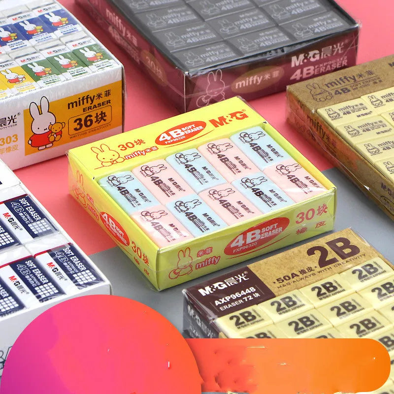 Chenguang small soft eraser for student exam pencil correction, available in multiple colours